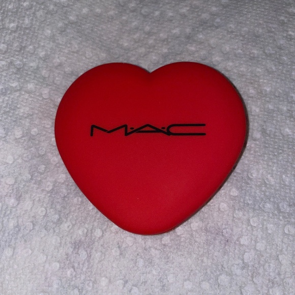 Double Makeup Mirror Compact Red Heart NWOB - Picture 2 of 6